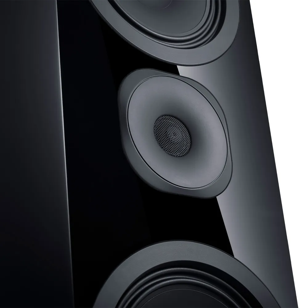 Vento_101_schwarz_Detail_Hochtoener_2025.webp