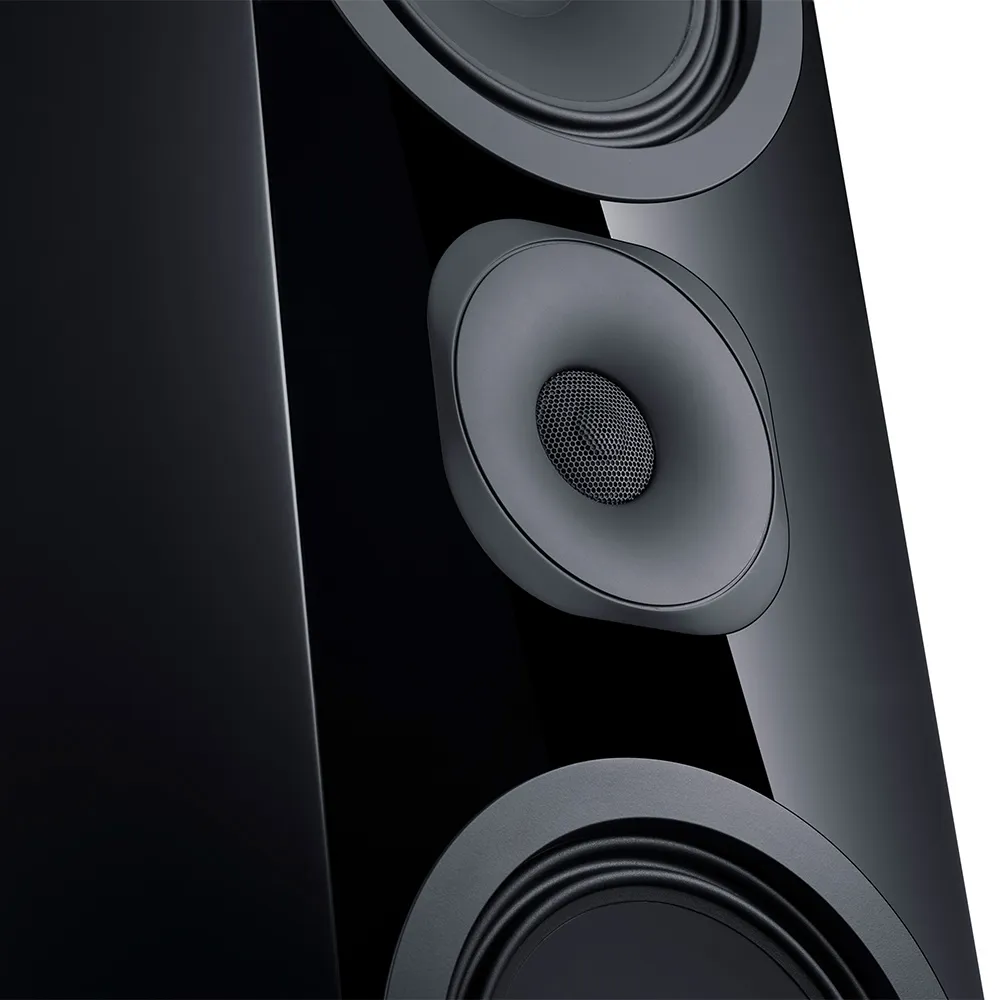 Vento_91_schwarz_Detail_Hochtoener_2025.webp